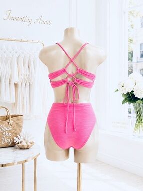 HULA HONEY Women's Pink and White Ribbed Bikini Set size L